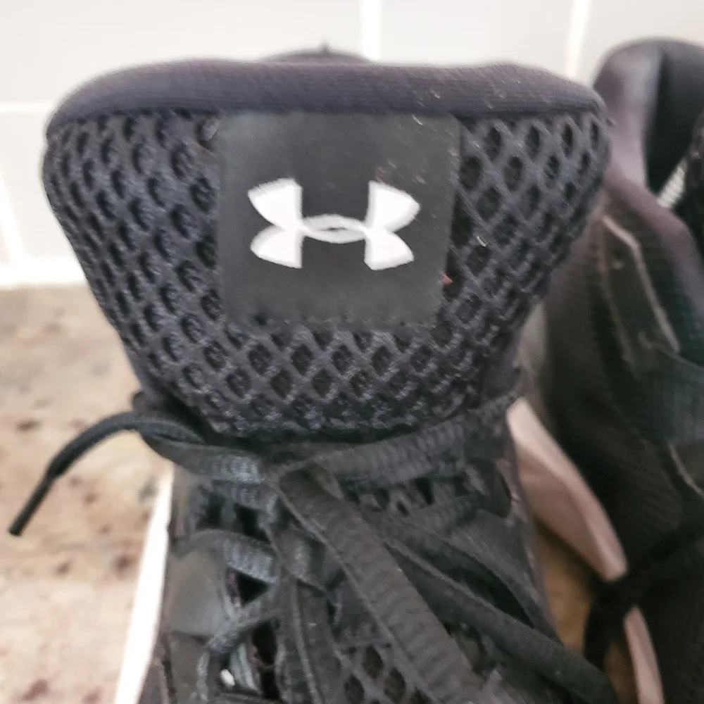 Under Armour Mens 8 Jet Mid Basketball Shoes Black 3020623-001 Mesh Lace‎ Up